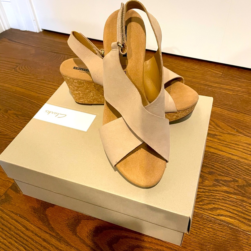 Clarks size 8 wedges